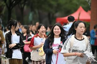 萌神的影响力！WNBA也刮起库里旋风 五年两位状元打法模仿他